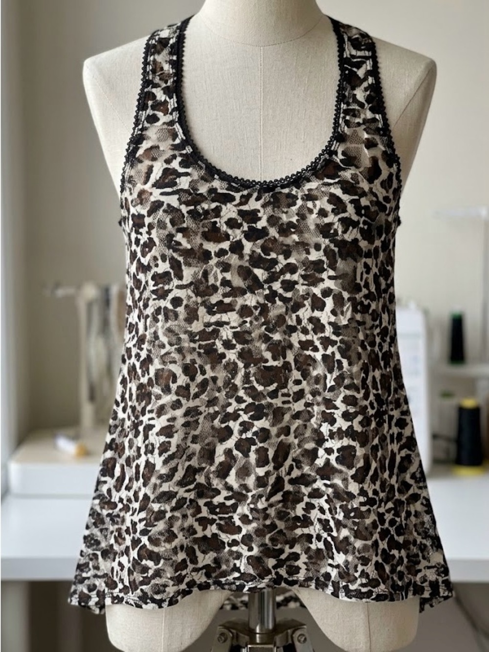 julie's closet Leopard Print Tank Top - Brown & Black
